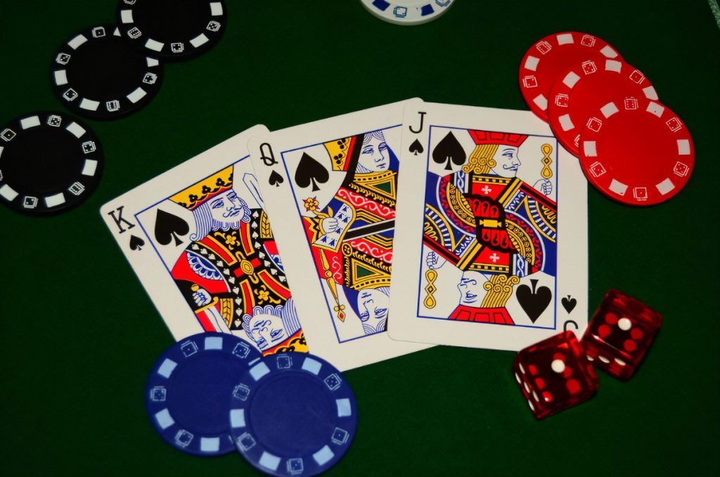 Memainkan Strategi Pair Pada Saat Pre-flop Dimulai