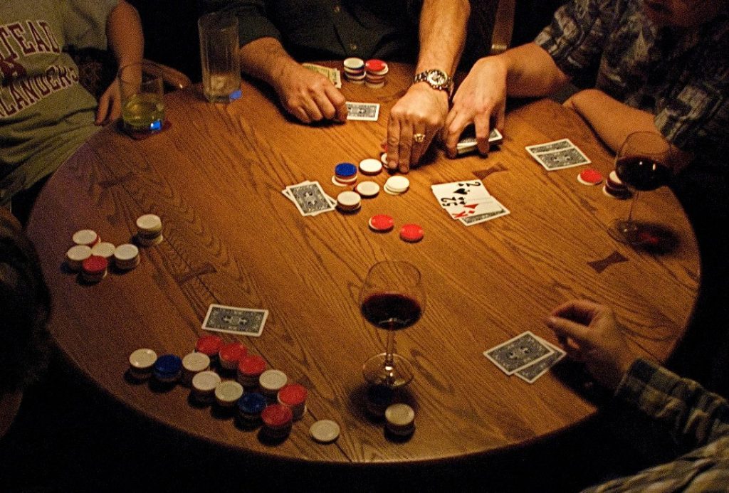 Strategi Yang Harus Diperhatikan Saat Bermain 7 Card Stud Poker
